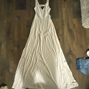 Sabine Elegant Ivory Backless maxi dress